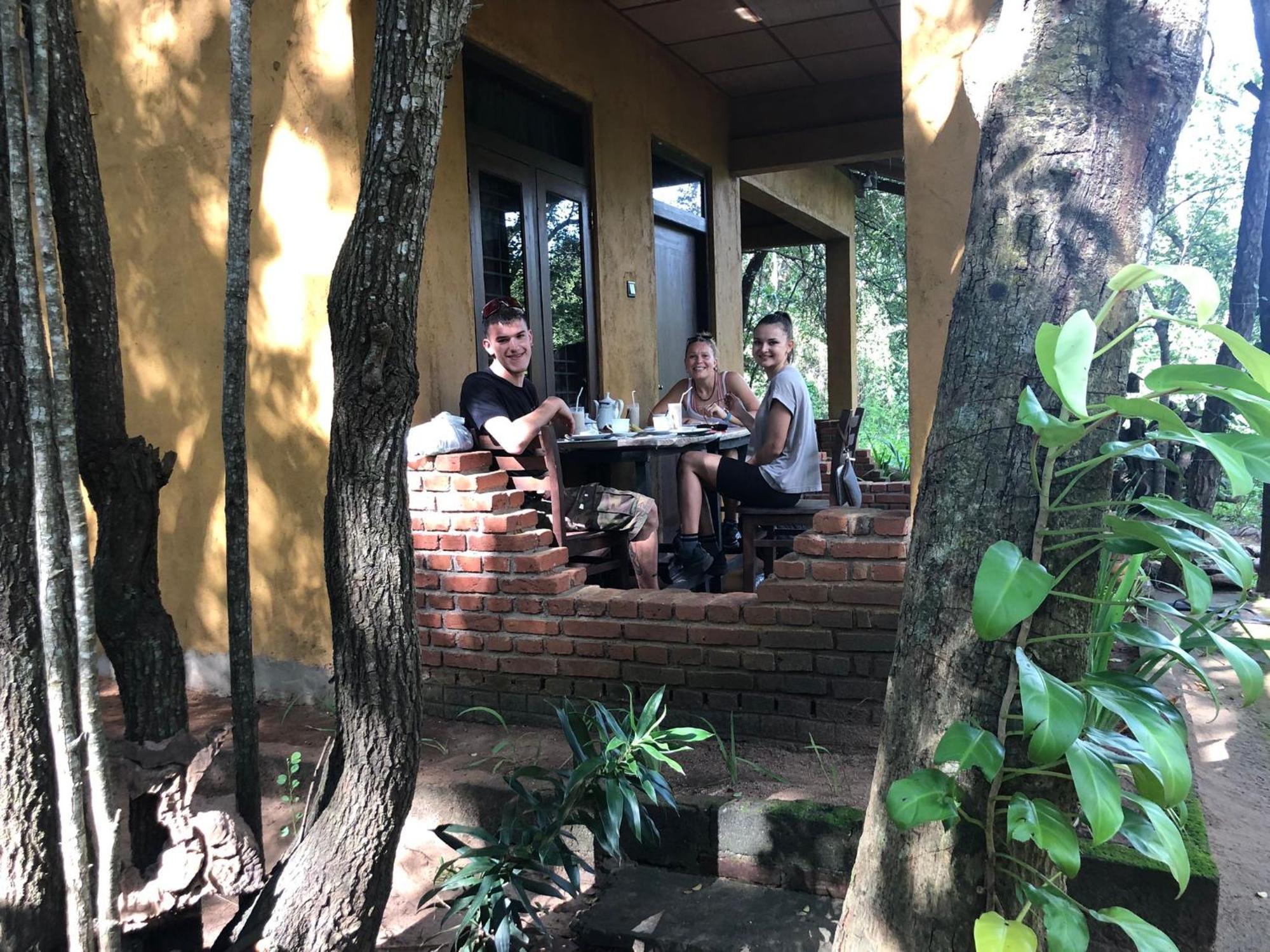 Ali Adi Eco Lodge Sigiriya Exterior photo