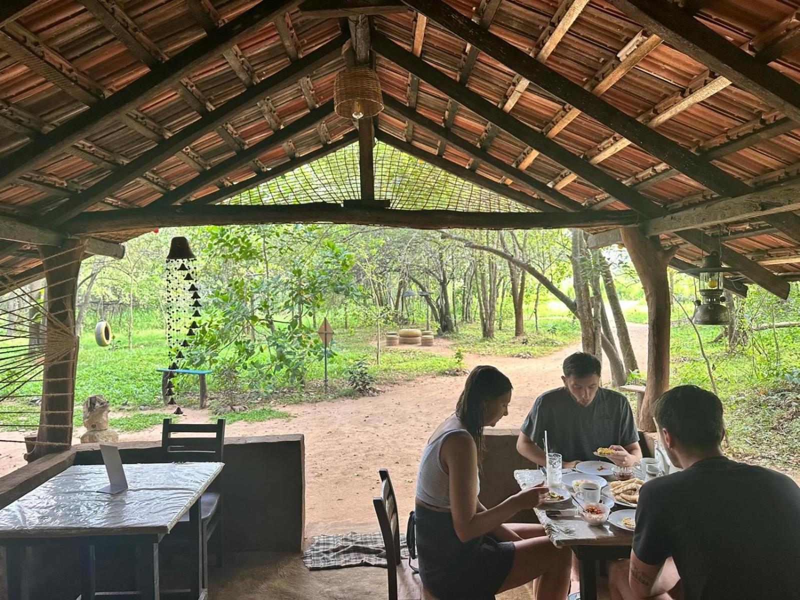 Ali Adi Eco Lodge Sigiriya Room photo